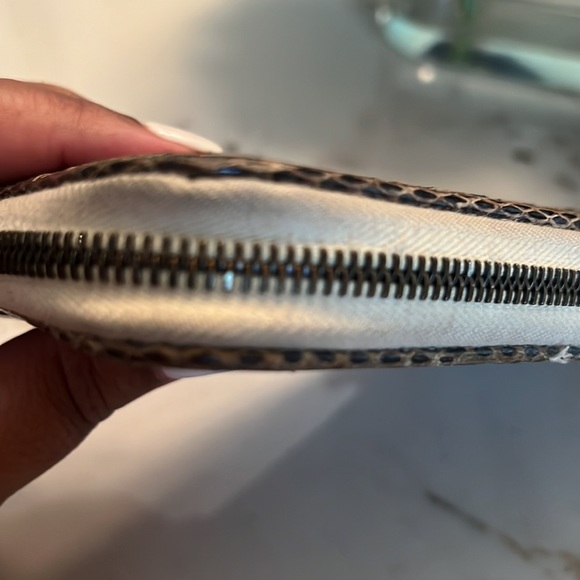 BOTTEGA VENETA Intreciatto brown Python zippy wallet - Picture 10 of 11